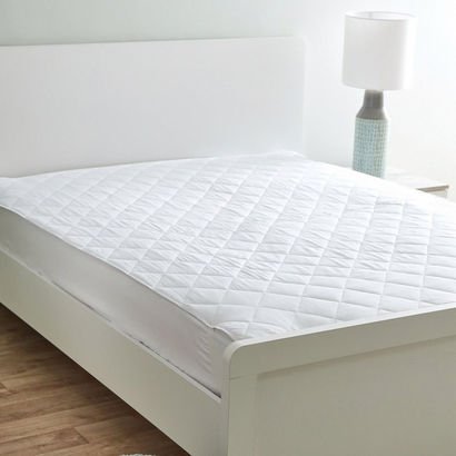Hilton Microfiber Queen Mattress Protector - 150x2...