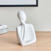 Wren Polyresin Man Accent - 10.5x7.5x17 cm