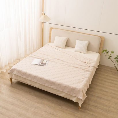 Cloud Sculpted Rabbit Fur Single-Layer Queen Blank...
