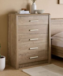 Curvy Chest of 5-Drawers