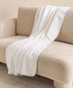 Madison Plush Flannel Throw - 130x170 cm