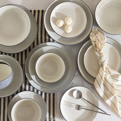 Elegenza 16-Piece Dinner Set - Serves 4