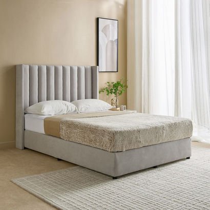 Curvy Clark Upholstered Queen Bed - 160x200 cm