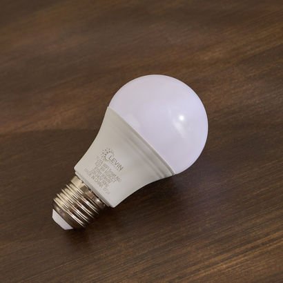 Tuya Wifi Smart A60 E27 Bulb with Alexa and Google...