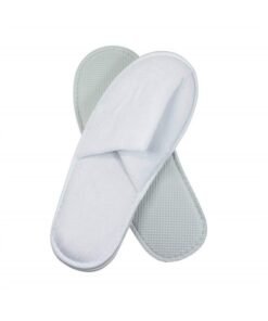 world amenities 100 Pairs | Premium Spa Slippers Bulk Unisex | Closed Toe, Individually Wrapped | Hotel Slippers Travel Amenities Ultra Soft, Disposable Guest Slippers - White