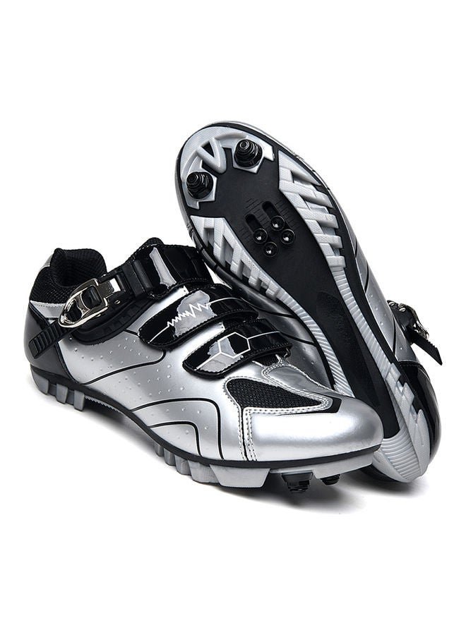 Self-Locking Pedal Cycling Shoes