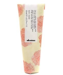 Davines This is a Medium Hold Pliable Paste White 125ml