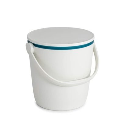 Keter Cooler GoBar White: 2-in-1 Beverage Cooler and Weather-Resistant Serving Table - Image 2